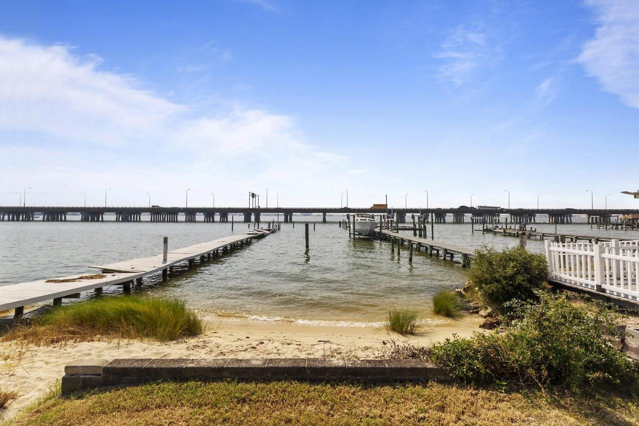 Water Front Delight On The Bay Home Норфолк Экстерьер фото